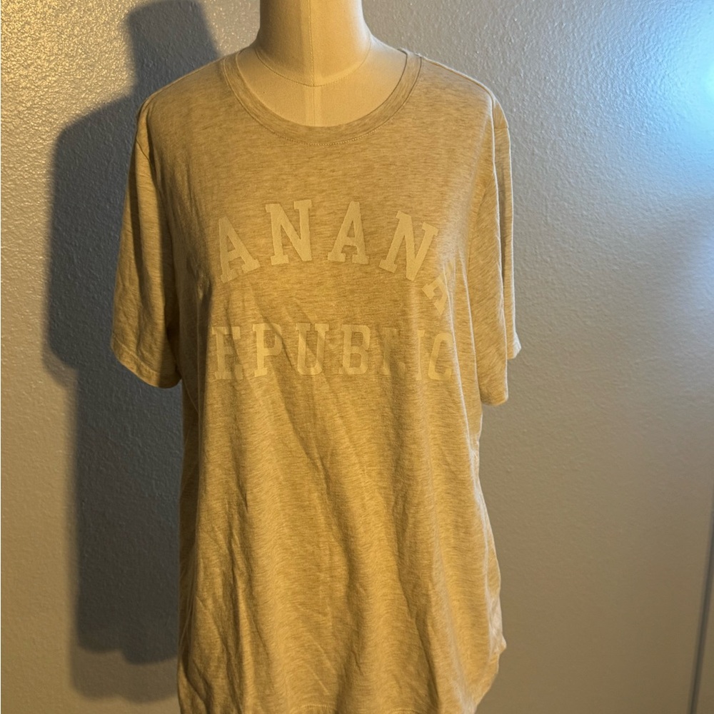 Banana Republic Light Tan Graphic Tee